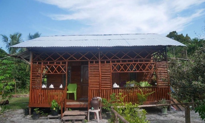 Tanjung Pandan House | Pondok Kebun Belitung