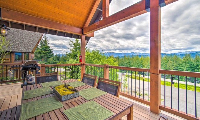 Ronald Cabin | Pool Access: Cle Elum Mtn-View Cabin w/Game Room