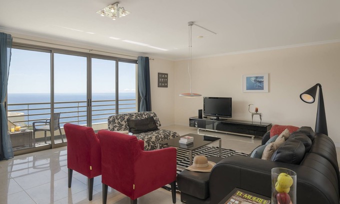 Estrela da Calheta Apartment | Pool and sea view - Calheta Victory View