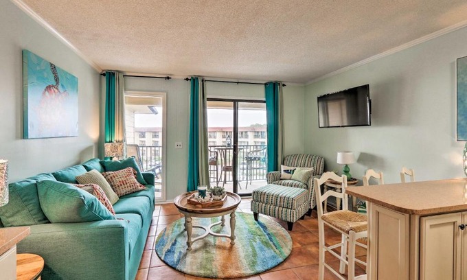 Folly Field Apartment | Pool, Beach, and Views Hilton Head Island Condo!