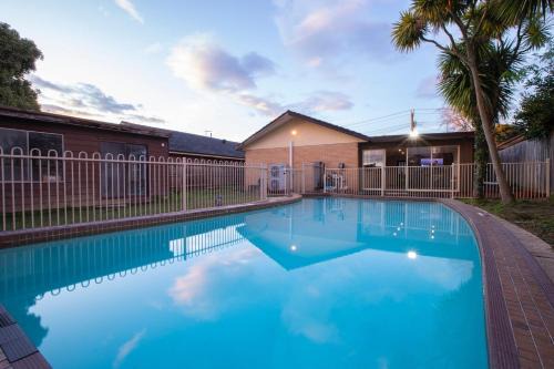 Boronia Villa | Pool, Games & fun - Family Retreat!