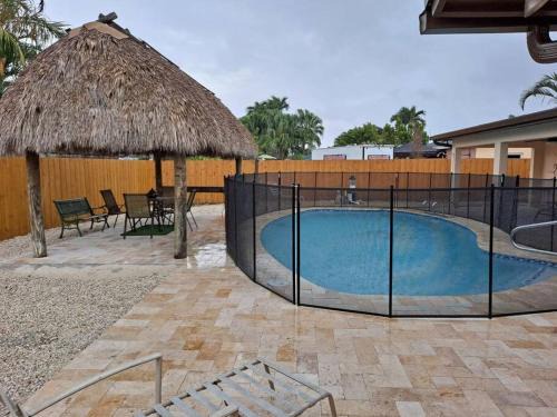 Tamiami House | Pool home in Miami