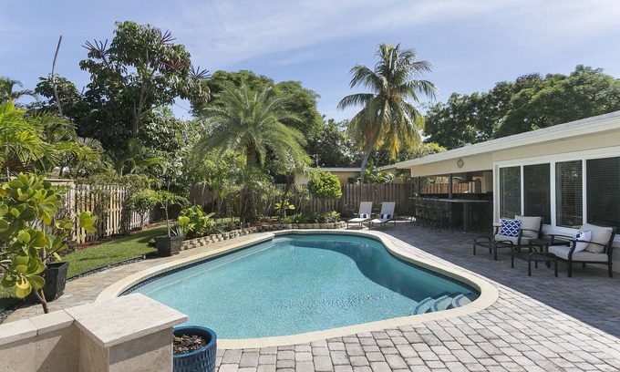 Cypress Lakes House | Pool Home near the Beach 3 bed