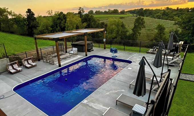 Williamstown House | Pool | Hot Tub | Game Room | Fire Pit | Playground