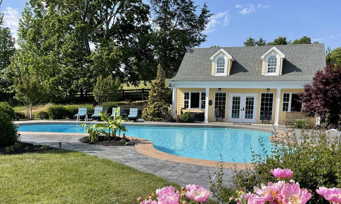 Swoope House | Pool/HotTub/Sauna/Grill/Private/Views/EVCharger