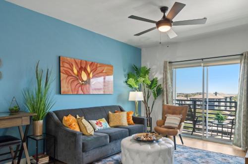 Desert View Village Apartment | Pool-Mayo Hospital-Parking-Golf&King Bed S431