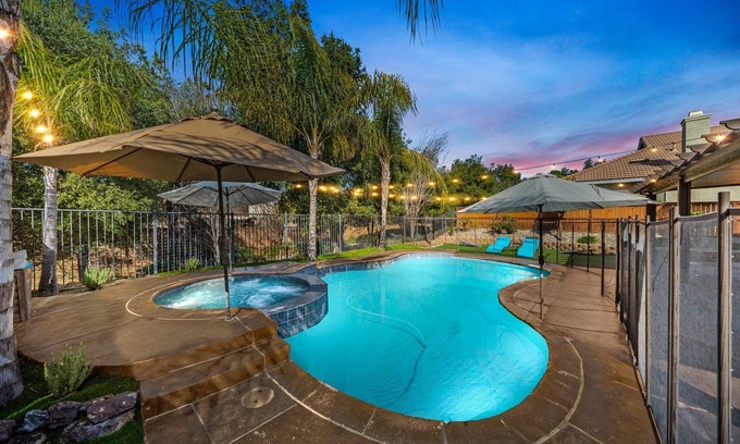 Winchester House | Pool paradise near Temecula Wine Country w/spa, pool table, games, pic wall