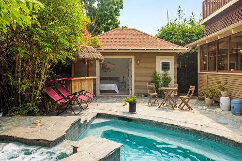 Park West House | Pool Room - Entire Guest Suite - Private Entrance