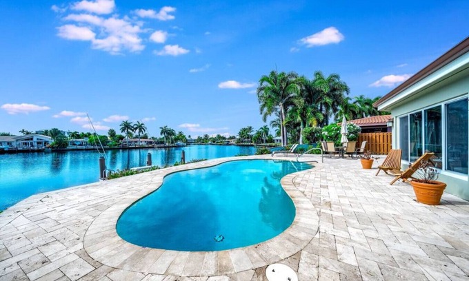 Cypress Lakes House | Pool & WaterFront! Stunning View+1 Mile To Beach!