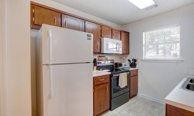 Pooler House | ⭐️Pooler Travelers Retreat II - Entire House -🏠