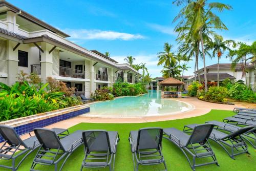 Port Douglas Apartment | Poolside at Temple Resort - A Lush Tropical Escape