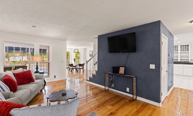 Brunswick House | Poolside Oasis | 3 Bed, 2.5 Bath