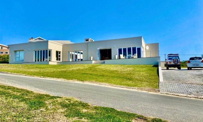L'Agulhas House | Poolstraat 16