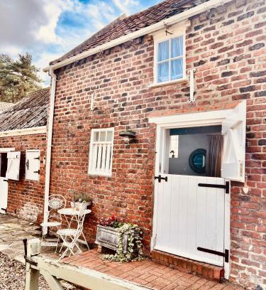Arnold Ski Chalet | Poplar farm annexe