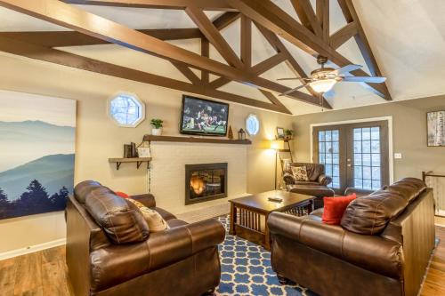 Boone House | Poplar Hill Hideaway