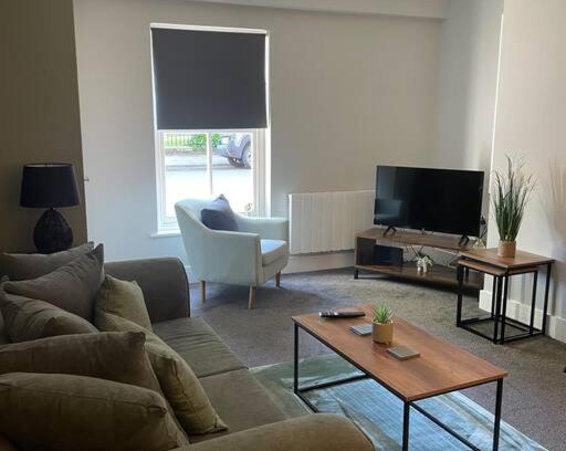 King's Lynn Apartment | Poplar House-2Bedroom house in town centre with free Parking by ShortStays4U