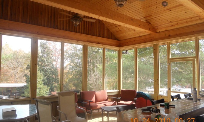 Cadiz House | Poplar House with 400 sq. ft screened porch with bar and big-screen TV- Sleeps 8