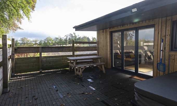 Falkirk Ski Chalet | Poppy's Place Luxury Tiny Home With Secluded Patio, Hot Tub