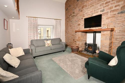 Alston House | Poppythorn Cottage at Lovelady Shield with Hot Tub