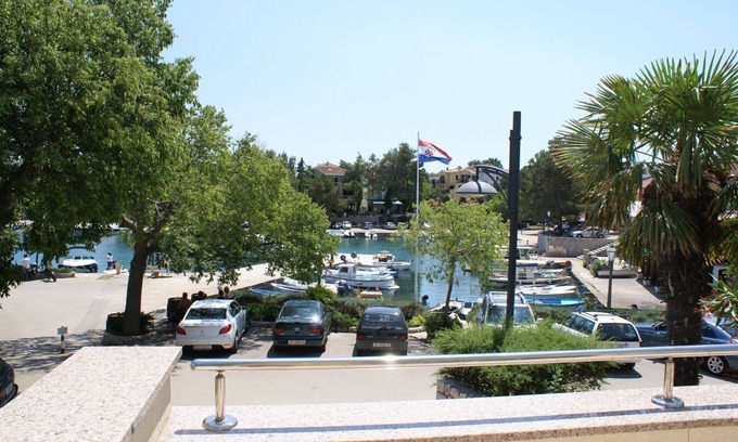Porat Apartment | Porat (Malinska) 4-5er apartment - only 50m from the sea