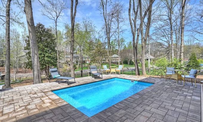 Mount Mourne House | Porch Paradise by AvantStay | New Pool, Firepit