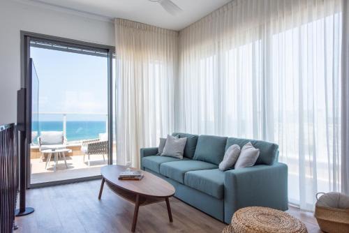 Haifa Apartment | PORT CITY HAIFA - Luxury Seaview Penthouse w Jaccuzzi