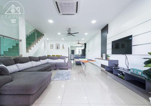 Taman Tanjung House | Port Dickson 14Pax 4BR Double Storey House