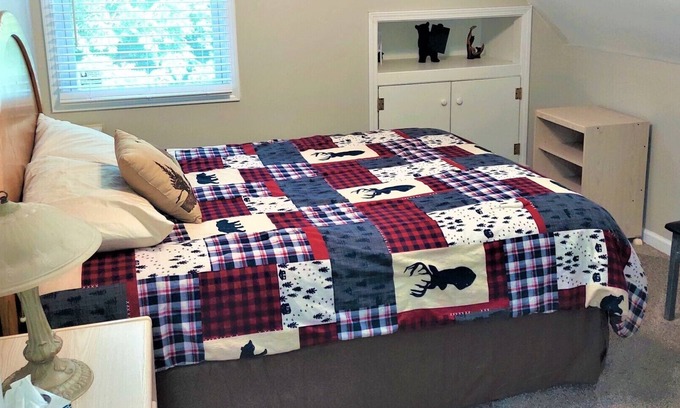 Portage Apartment | Portage Fully Furnished Room Rental