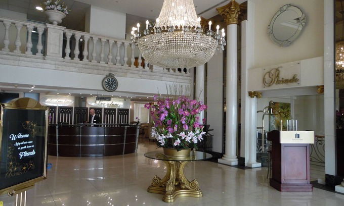 Haret Sakher Hotel | Portaluna Hotel & Resort By Reston