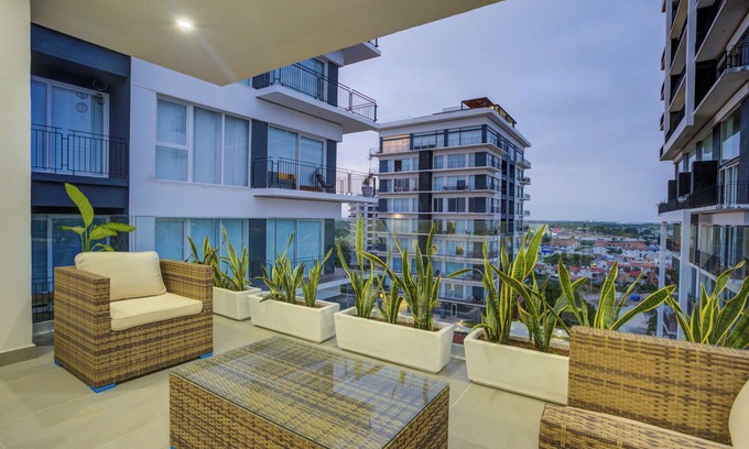 North Hotel Zone Apartment | Porto 15 Condominios
