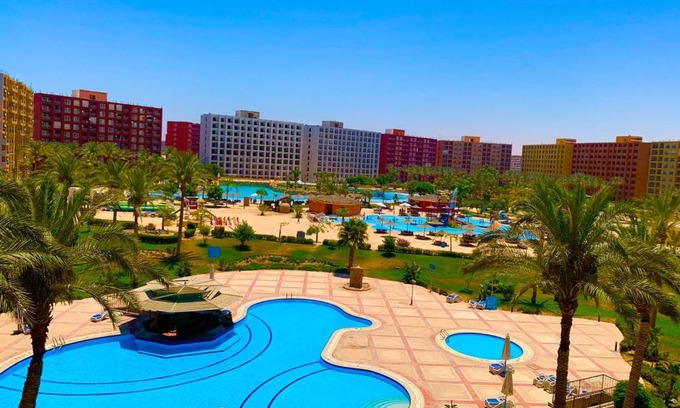 El Alamein Ski Chalet | Porto Golf Marina Aqua Park and pools View