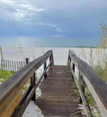 Pensacola Beach Apartment | Portside Villa, No 36 Pet Friendly Beachfront Paradise Retreat