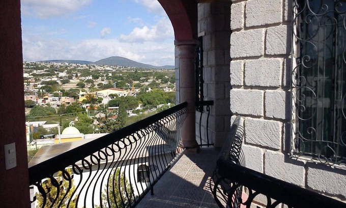 Bernal Hotel | Posada Y Bungalows La Capilla