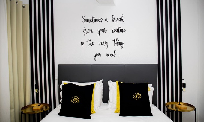 Old Town Hotel | Posh Residences