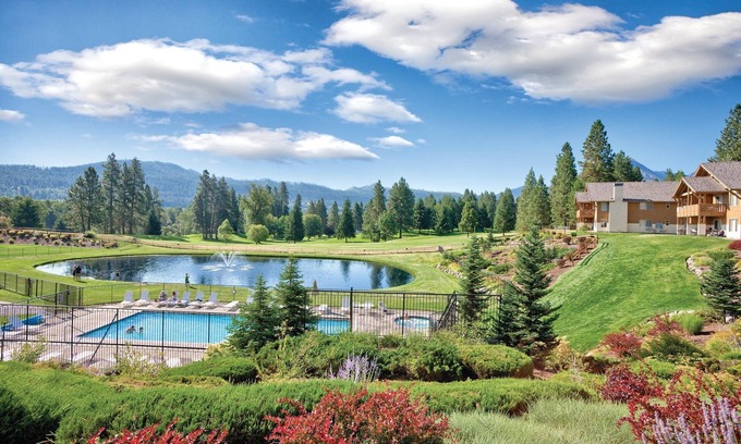Downtown Leavenworth Resort | Postcard-perfect alpine lakes!