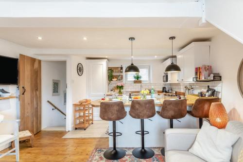 Richmond House | Potters Cottage