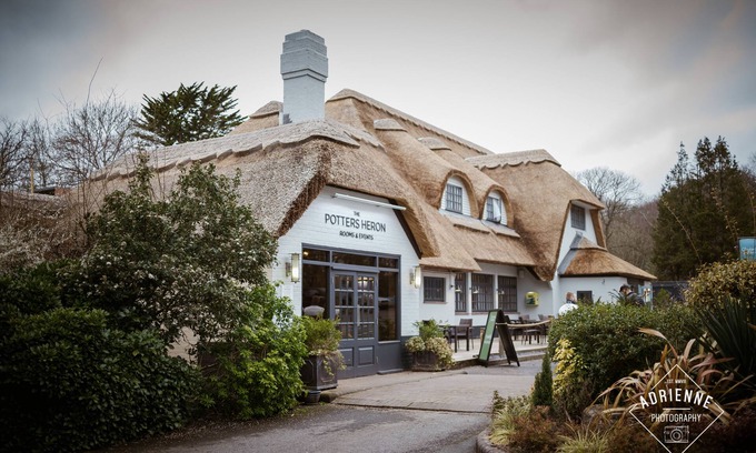 Ampfield Hotel | Potters Heron Hotel