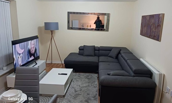 Liverpool Apartment | Potters Lodge Liverpool by Edl Ventures Ltd