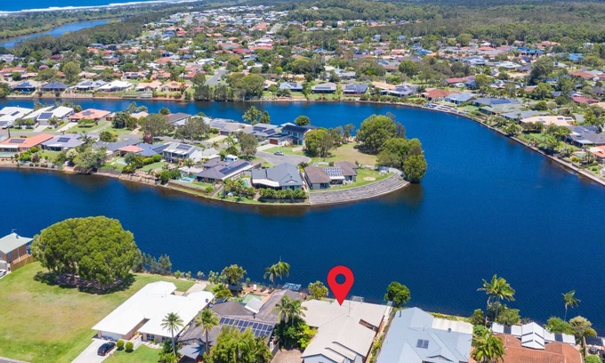 Pottsville House | Pottsville Oasis with Pool & Private Entry to Canal