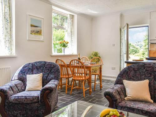 Lostwithiel House | Poundhouse - Uk43496