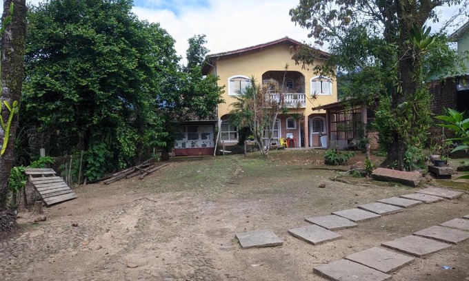 Umuarama House | Pousada Caminho da Serra