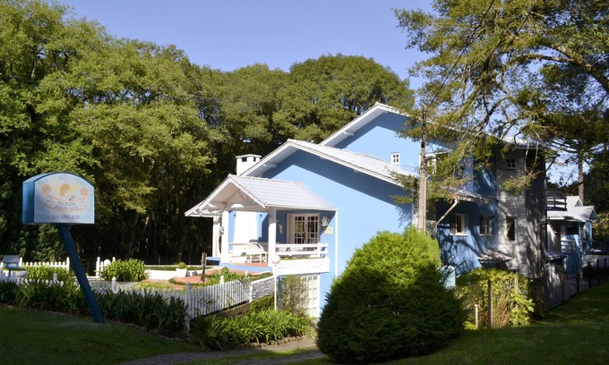 Vila Suzana Hotel | Pousada Jardim Azul
