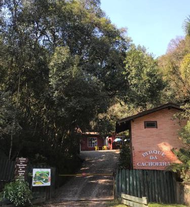 Sao Francisco de Paula Apartment | Pousada Parque da Cachoeira