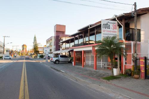 Praia da Armacao do Itapocoroi Hotel | Pousada Rota do Sol