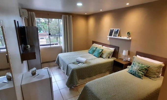 Praia Grande Hotel | Pousada Vó Celina