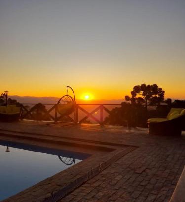 Campos do Jordao Hotel | Pousada Village Por do Sol by Concavus