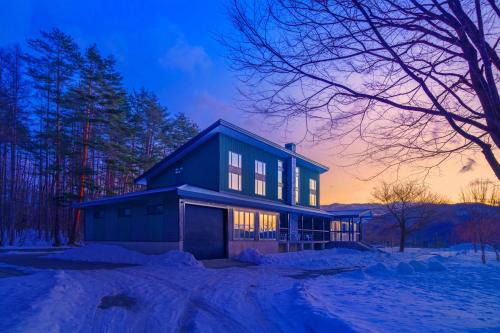 Iimori Ski Chalet | Powderhouse by The Hakuba Collection