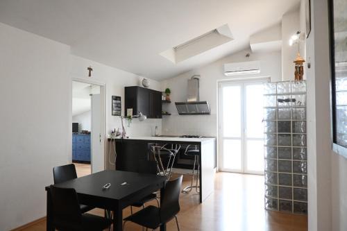 Porto Potenza Picena Apartment | PP01 - Porto Potenza, nuovo bilocale fronte mare con terrazza panoramica