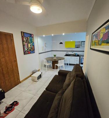 Tombo Apartment | Praia do Tombo - Aconchego no Guarujá
