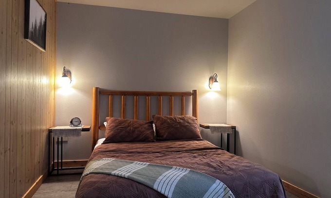 Hayti Apartment | Prairie view retreat